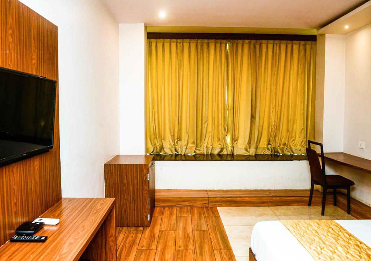 Hotel Bkc Inn - Near Trade Center, Visa Consulate Βομβάη Εξωτερικό φωτογραφία