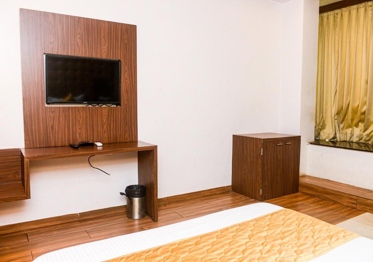 Hotel Bkc Inn - Near Trade Center, Visa Consulate Βομβάη Εξωτερικό φωτογραφία
