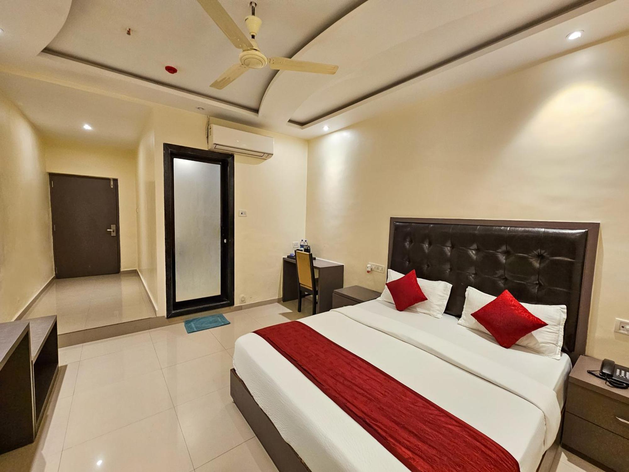 Hotel Bkc Inn - Near Trade Center, Visa Consulate Βομβάη Εξωτερικό φωτογραφία