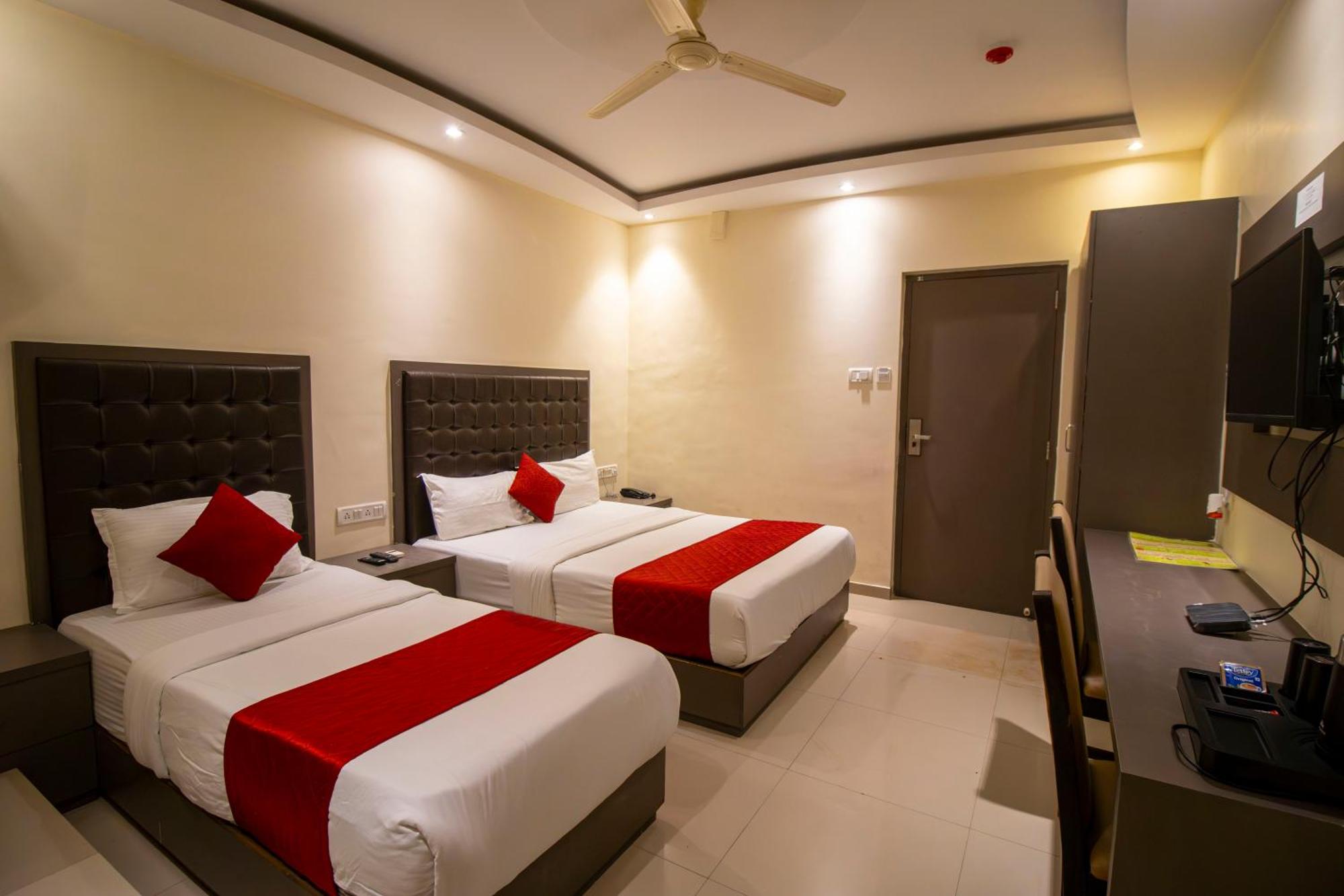Hotel Bkc Inn - Near Trade Center, Visa Consulate Βομβάη Εξωτερικό φωτογραφία