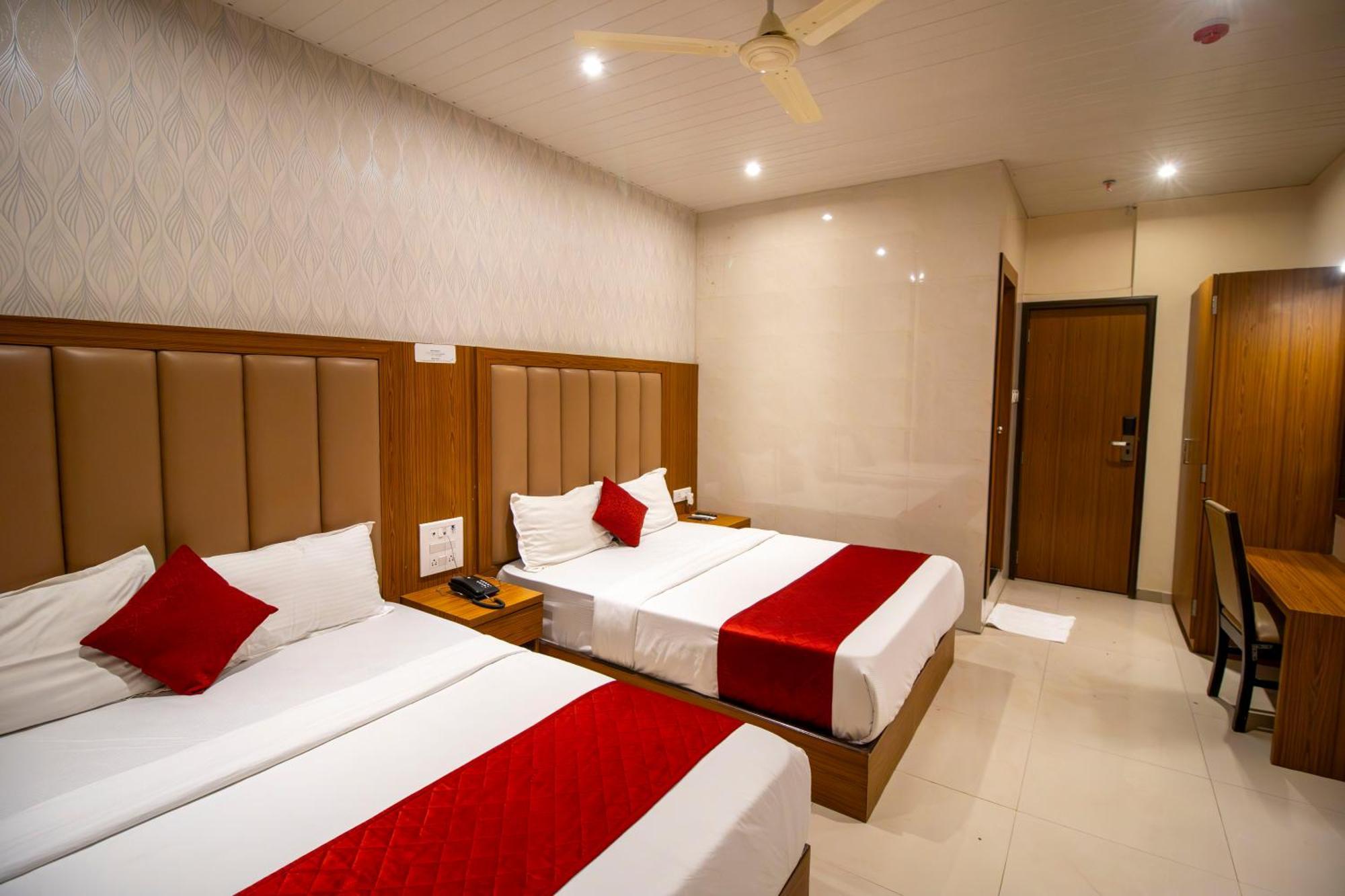 Hotel Bkc Inn - Near Trade Center, Visa Consulate Βομβάη Εξωτερικό φωτογραφία