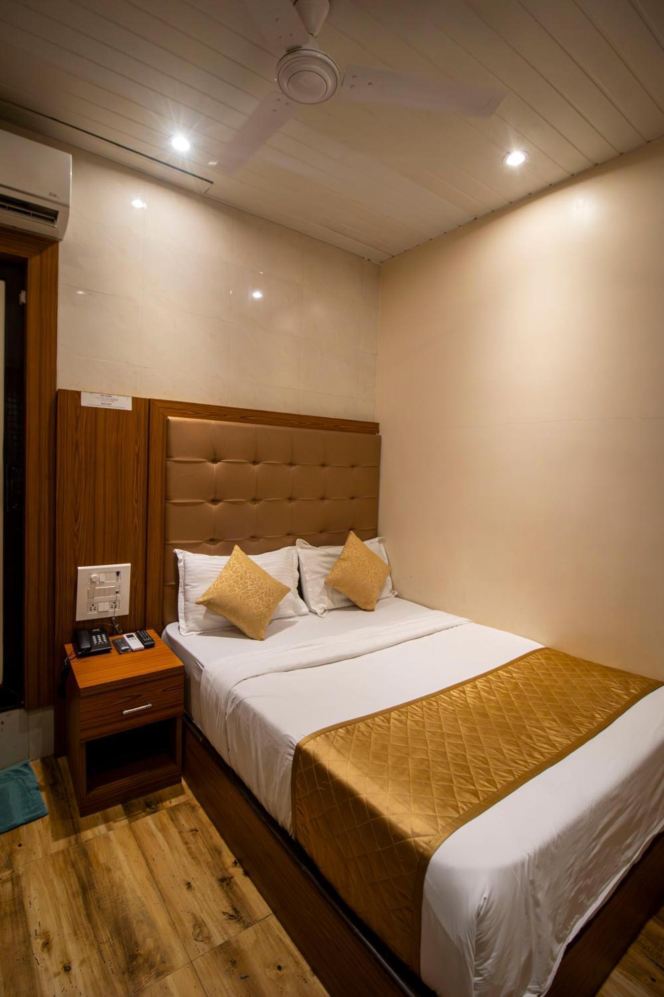 Hotel Bkc Inn - Near Trade Center, Visa Consulate Βομβάη Εξωτερικό φωτογραφία