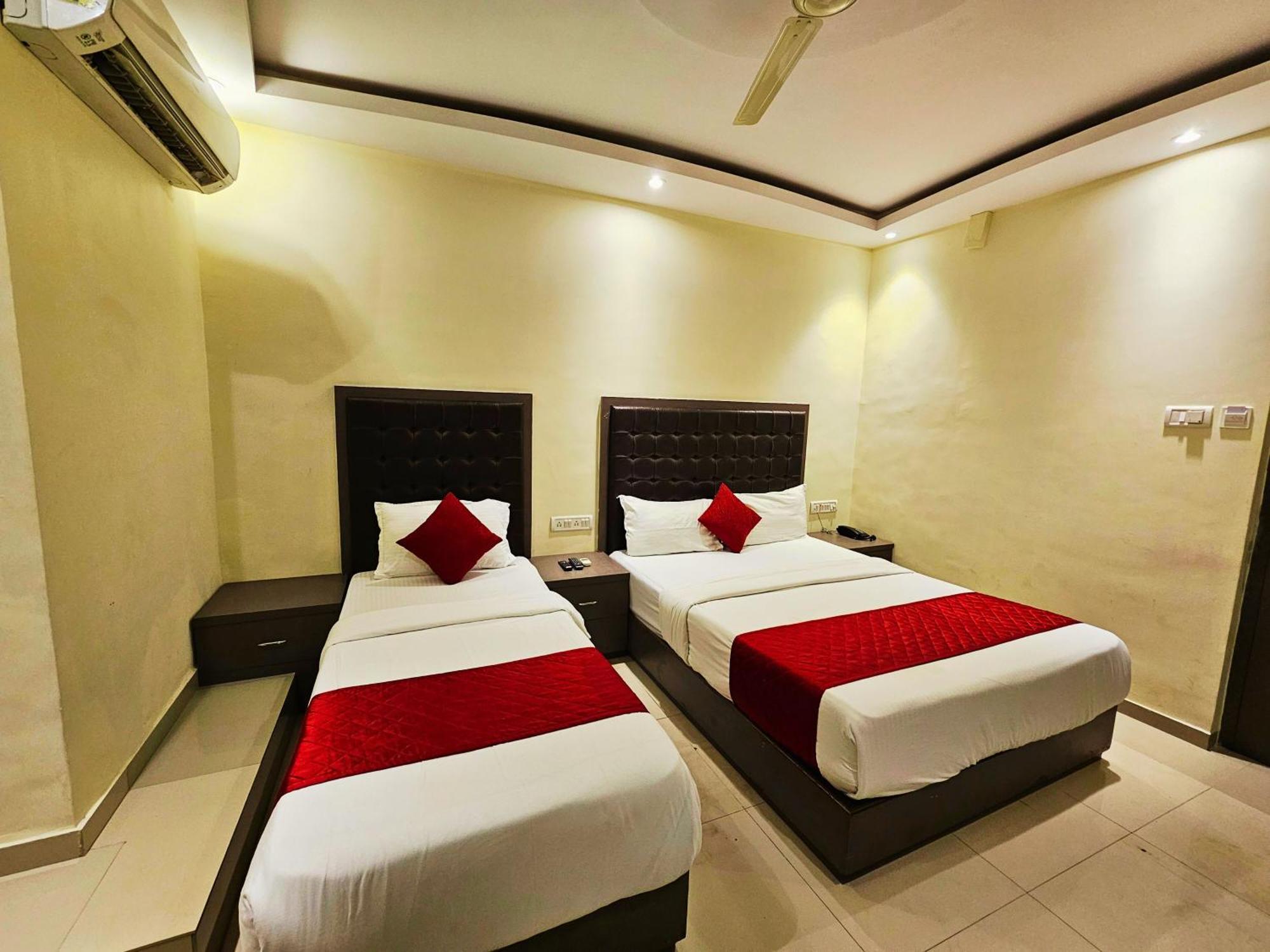 Hotel Bkc Inn - Near Trade Center, Visa Consulate Βομβάη Εξωτερικό φωτογραφία